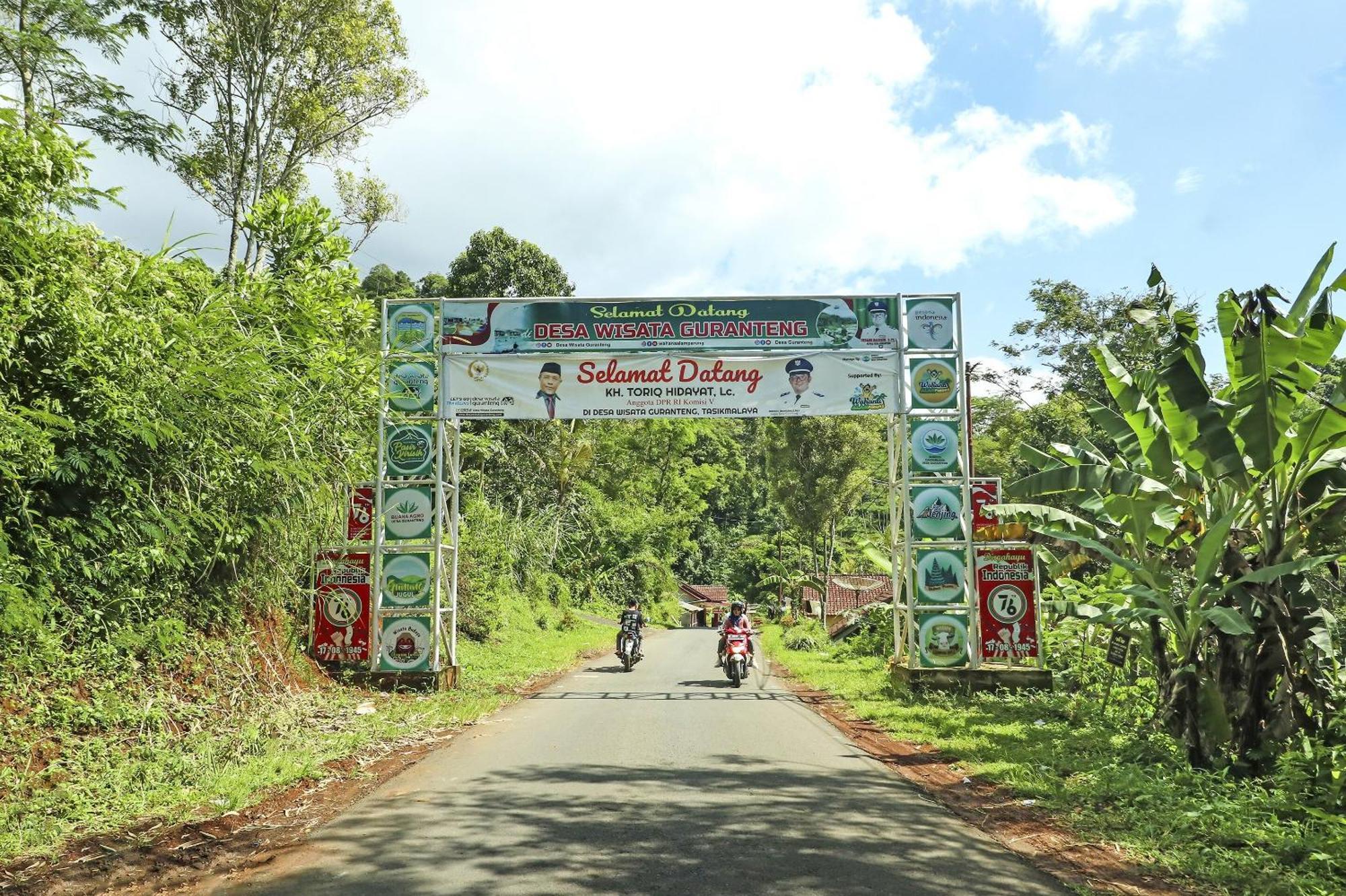 Oyo Homes 90956 Desa Wisata Guranteng Pendjalu Exteriér fotografie